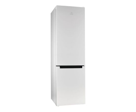  Холодильник Indesit DS 4200 W белый 